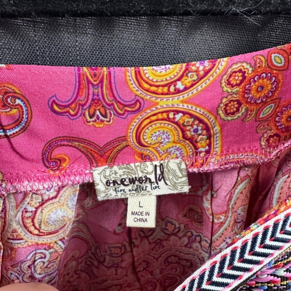 One World Square Neck Medallion Printed Top Size L - Picture 4 of 8